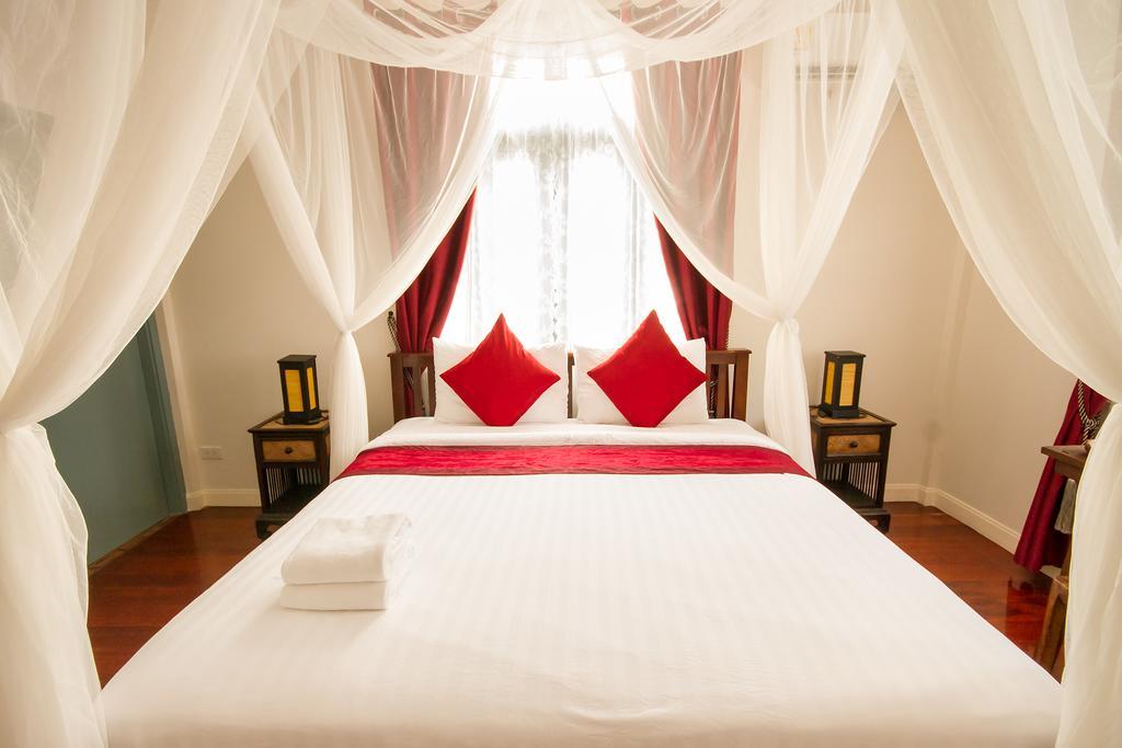 Double Room Private Bathroom